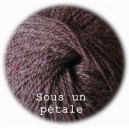 Tweed di L Sous un p&eacute;tale